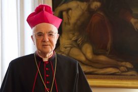 Erzbischof Vigano: Manifest gegen die Tyrannei der Vierten Industriellen Revolution